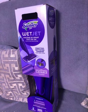 Balai swiffer kit wetjet