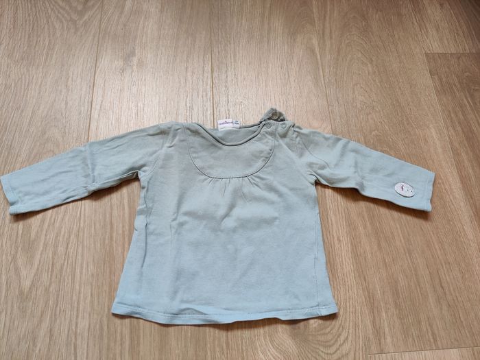 Lot t-shirts manches longues 12 mois - photo numéro 8