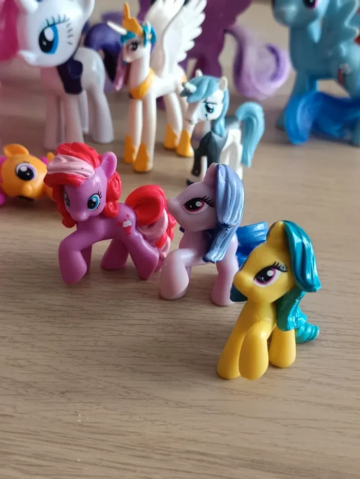 Lot figurines my little pony génération 4 - photo numéro 2
