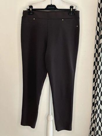 Pantalon Gris Taille 42