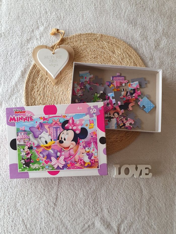 Puzzle * Minnie 🌸 - photo numéro 2