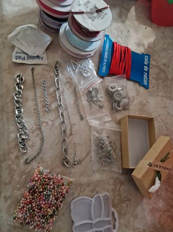 Lot accessoires bijoux