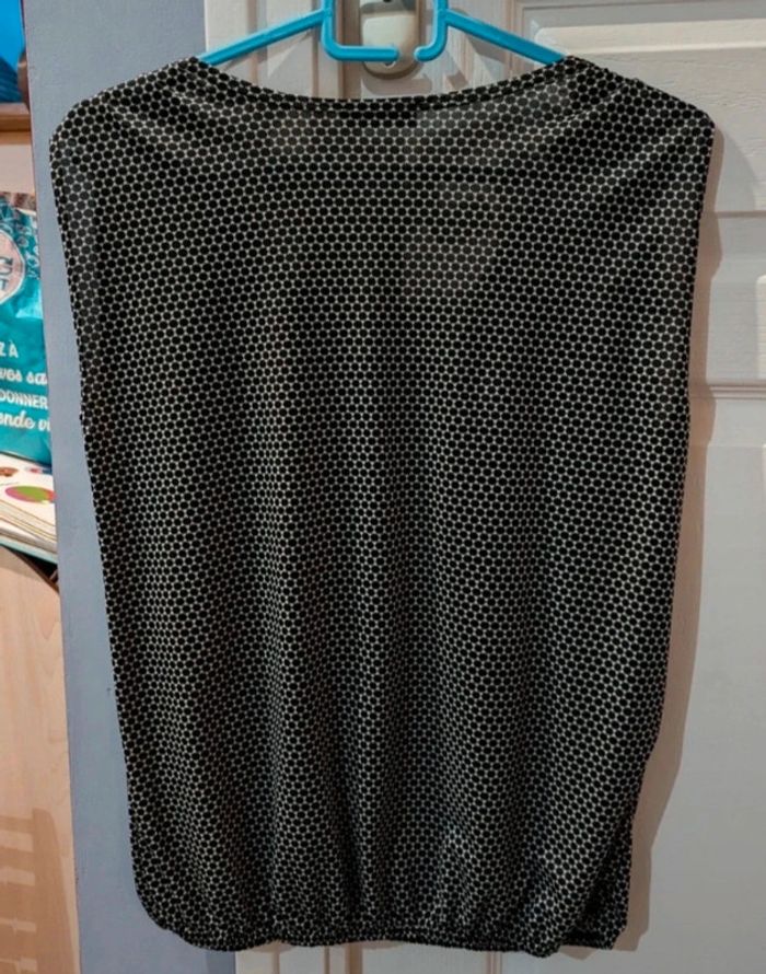 Belle blouse fluide cache cache taille 36 - photo numéro 2