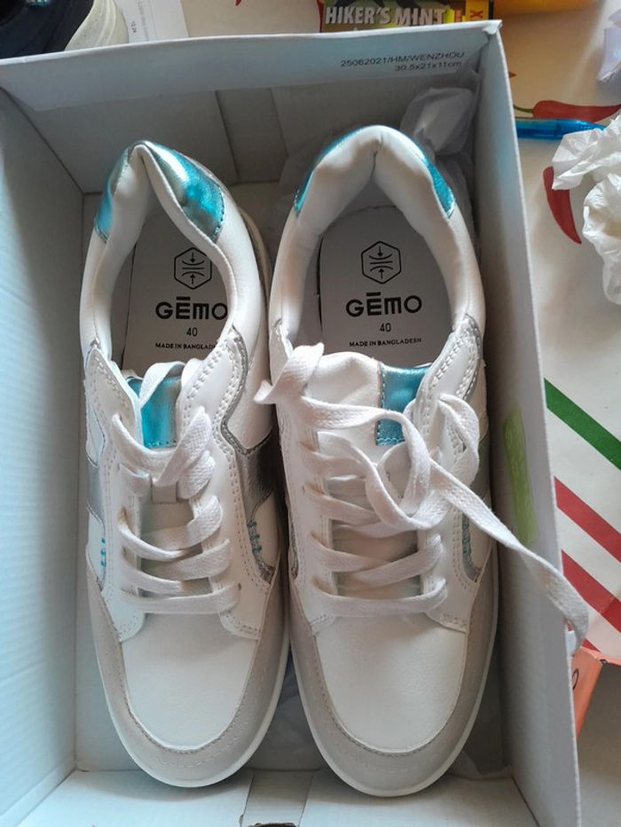 Baskets t40 neuve - photo numéro 4