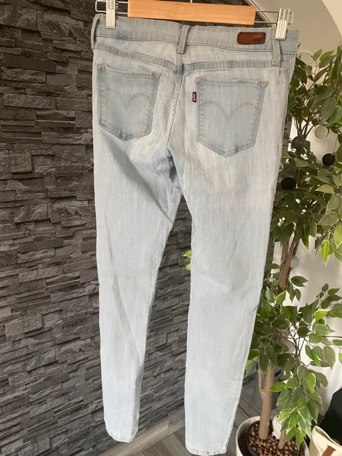 💙🤍Jean Levi’s skinny bleu clair – Taille 28 équiv. 38 🤍💙 En très bon état - photo numéro 8