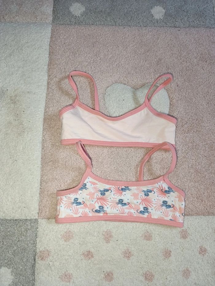 Lot de 2 brassières 4/5 ans
