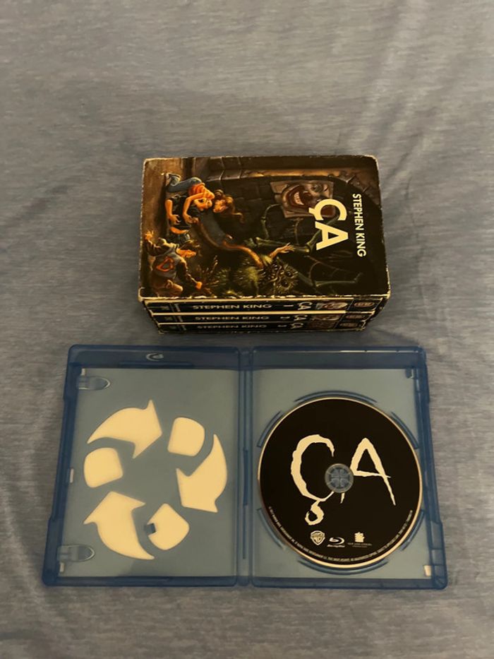 Coffret 3 livres de poche de Stephen King Ça et dvd blu ray - photo numéro 5