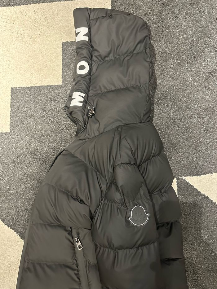 Doudoune Moncler S neuve - photo numéro 6