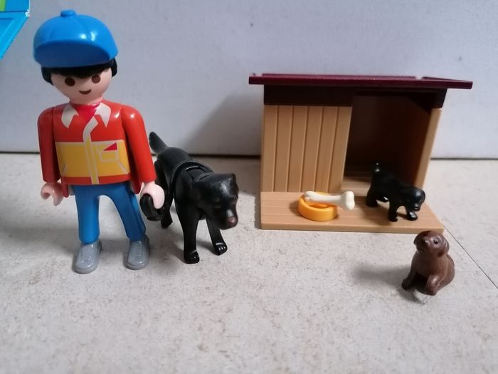 Playmobil 5125 Chiens et fermier - photo numéro 2