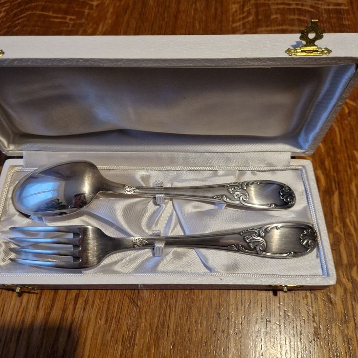 Couverts en Métal Argenté dans leur Coffet d'origine, Neufs jamais utilisés - photo numéro 3