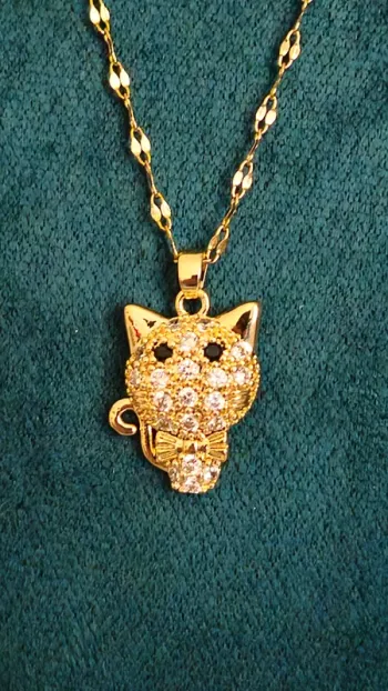 Collier pendentif chat 🐱