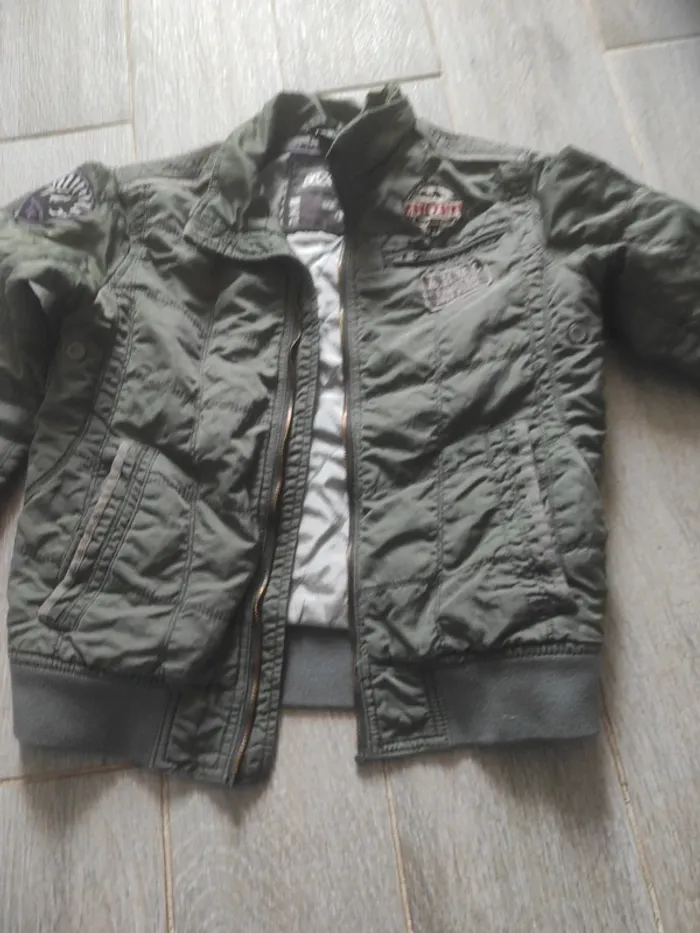 Veste 8 ans - photo numéro 2