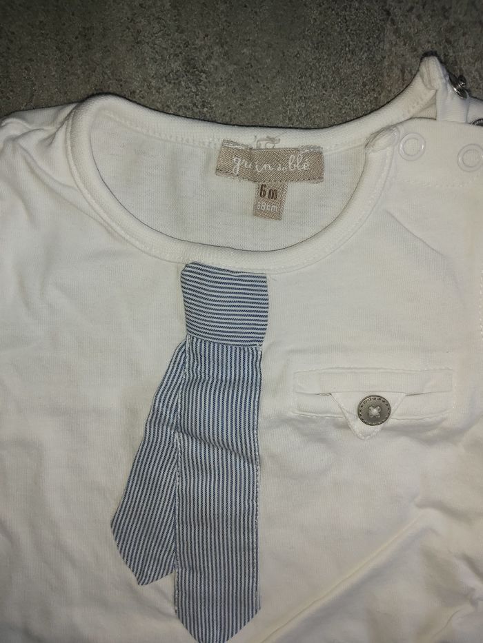 T-shirt 6 mois garçon comme neuf - photo numéro 2
