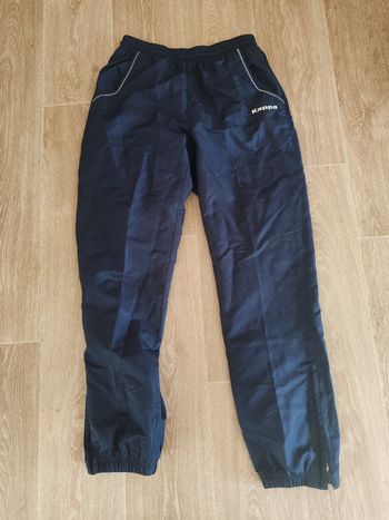 Pantalon kappa