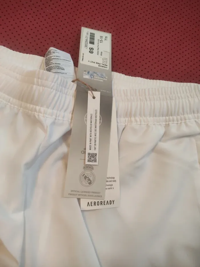 Pantalon de foot Real Madrid, Adidas Authentique Officiel taille enfant 15/16 ans, Neuf - photo numéro 6