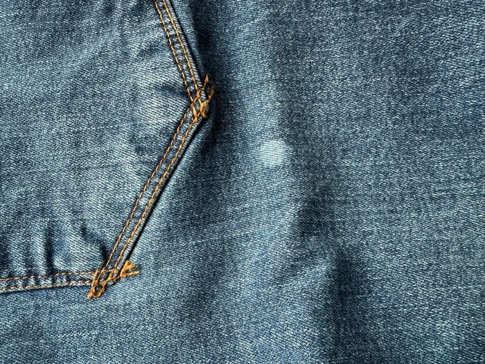 - Jean Shilton  [N] - Taille 50 - Très bon état, petite tache - photo numéro 4