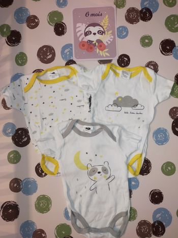 Lot de 3 bodies 6 mois