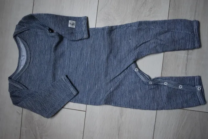 Pyjama sans pieds - photo numéro 2