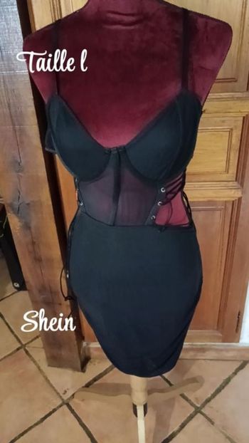 Robe moulante