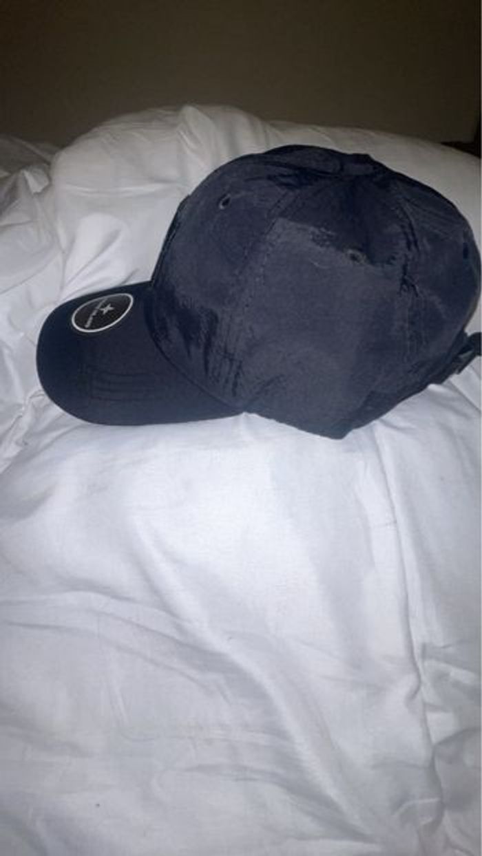 Casquette stone island - photo numéro 4