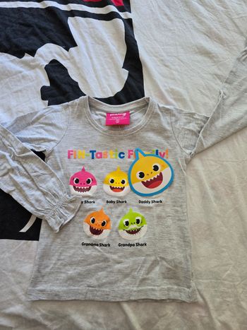 T-shirt baby shark 2ans