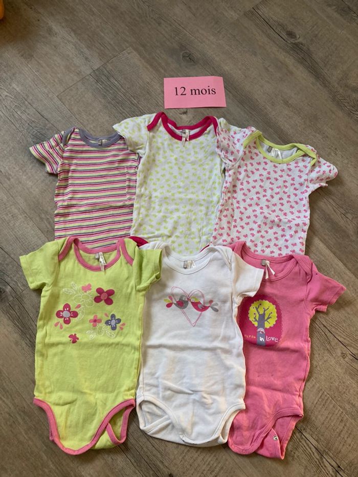 Lot 6 body 12 mois