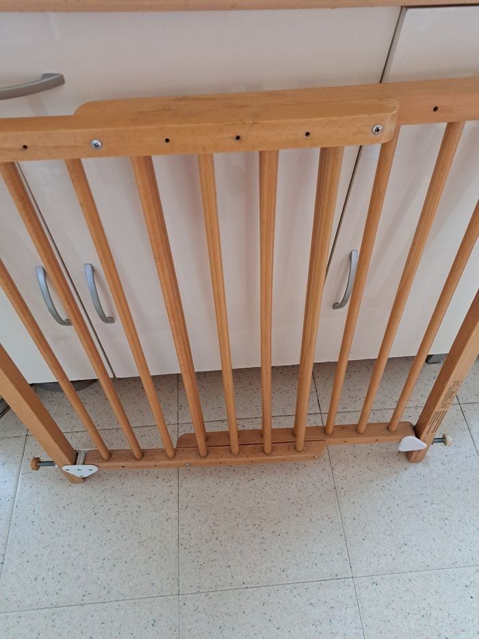 Barrière Sécurité Extensible en bois - photo numéro 2