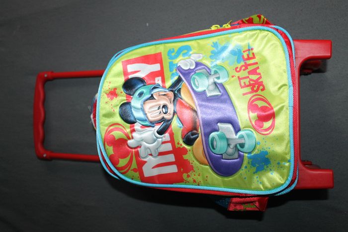 beau cartable à roulettes mickey multicolore - photo numéro 4