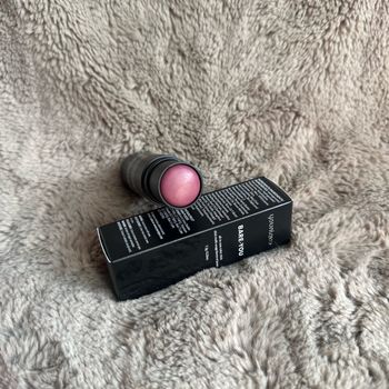 Bare you Frosted Grape Younique