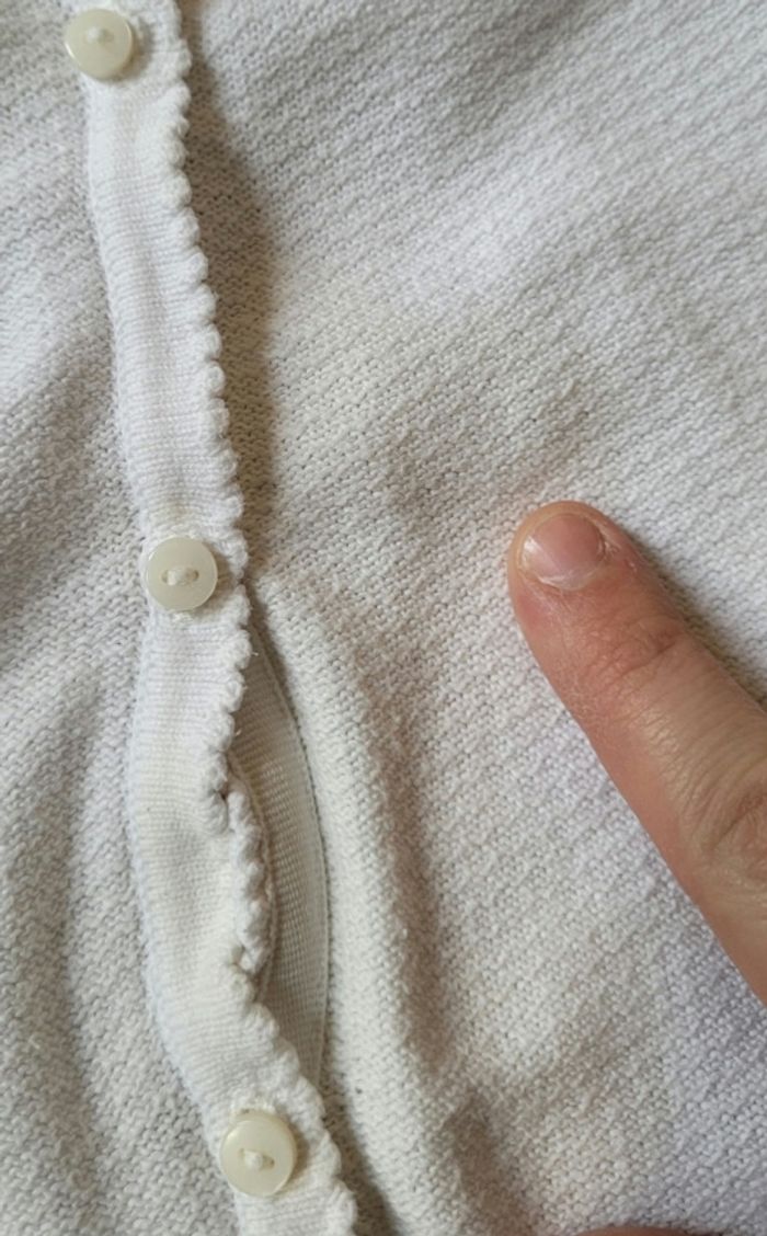 Lot de 4 gilets taille 18 mois - photo numéro 9