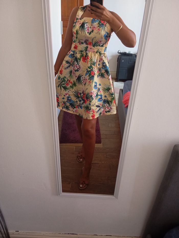 Magnifique robe Naf Naf jeune fleuri ,40 - photo numéro 6