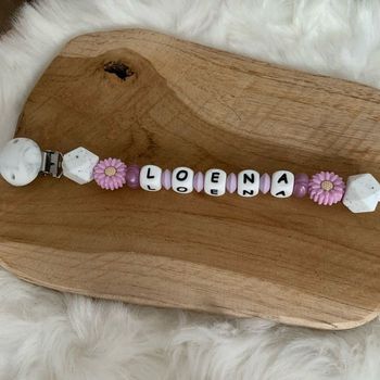 Attache-tétine en silicone personnalisé