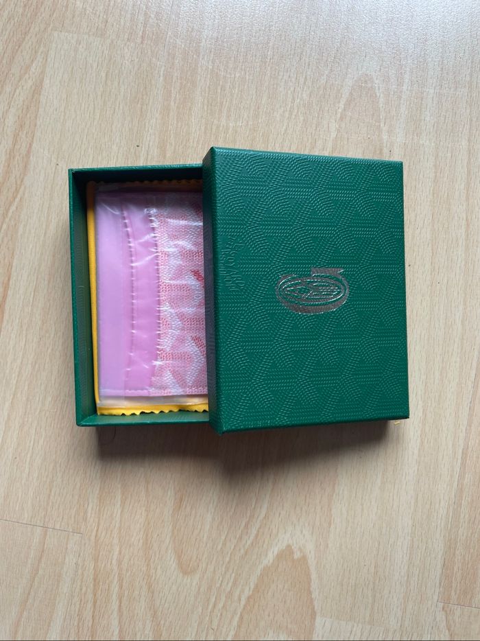 portefeuille goyard rose neuf - photo numéro 7