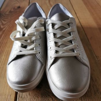 Baskets taille 36 argentées