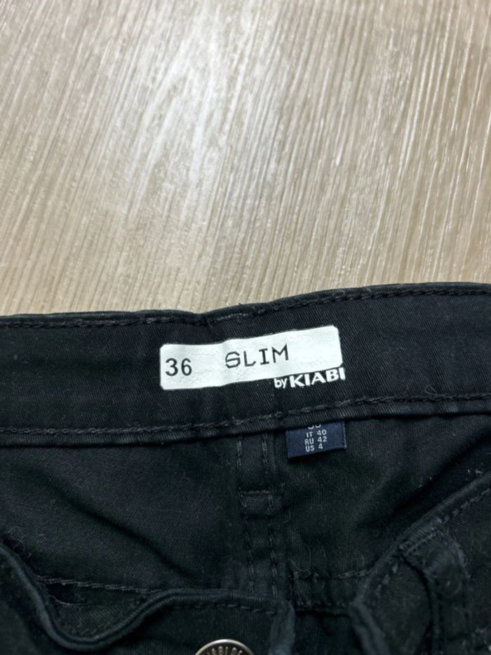 Jean noir Kiabi taille 36 - photo numéro 2