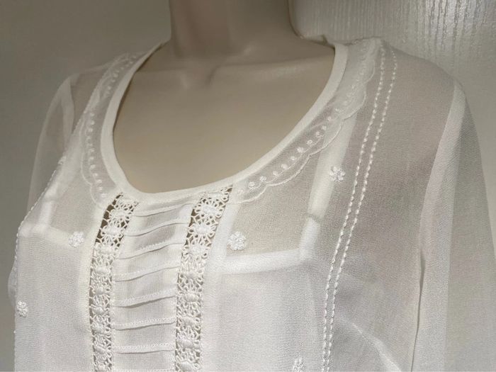 Tunique blanc cassé crème dentelles bohème, avec Top, incorporé Naf Naf taille 36 - photo numéro 14