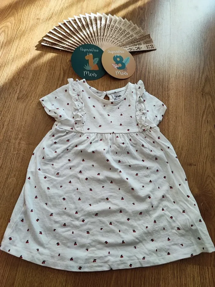 Robe taille 18 mois