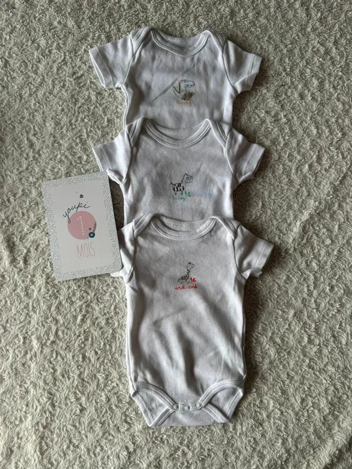 Lot 6 bodies body mixte taille 1 mois - photo numéro 4