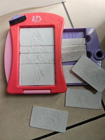 Dessin création  
Plusieurs plaques