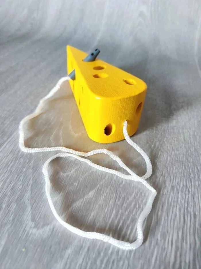Ver qui mange du fromage motricité fine - photo numéro 2