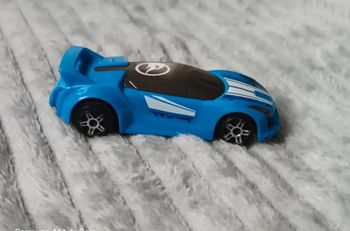 Voiture hotwheels Macdonald 2015