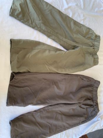 Lot de 2 pantalons taille 4 ans