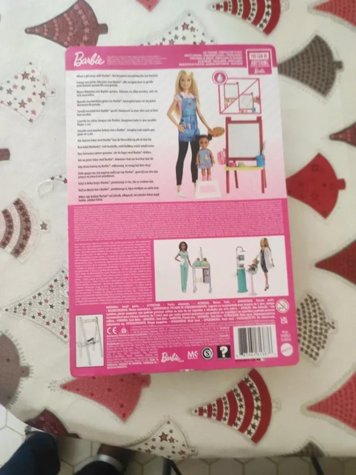 Barbie you can be anything professeur d art neuve - photo numéro 5