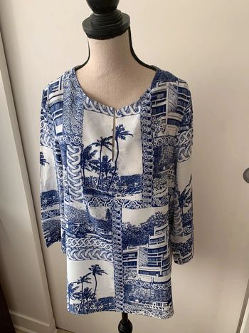 tunique "claudie pierlot" 100 % soie maine et blanc