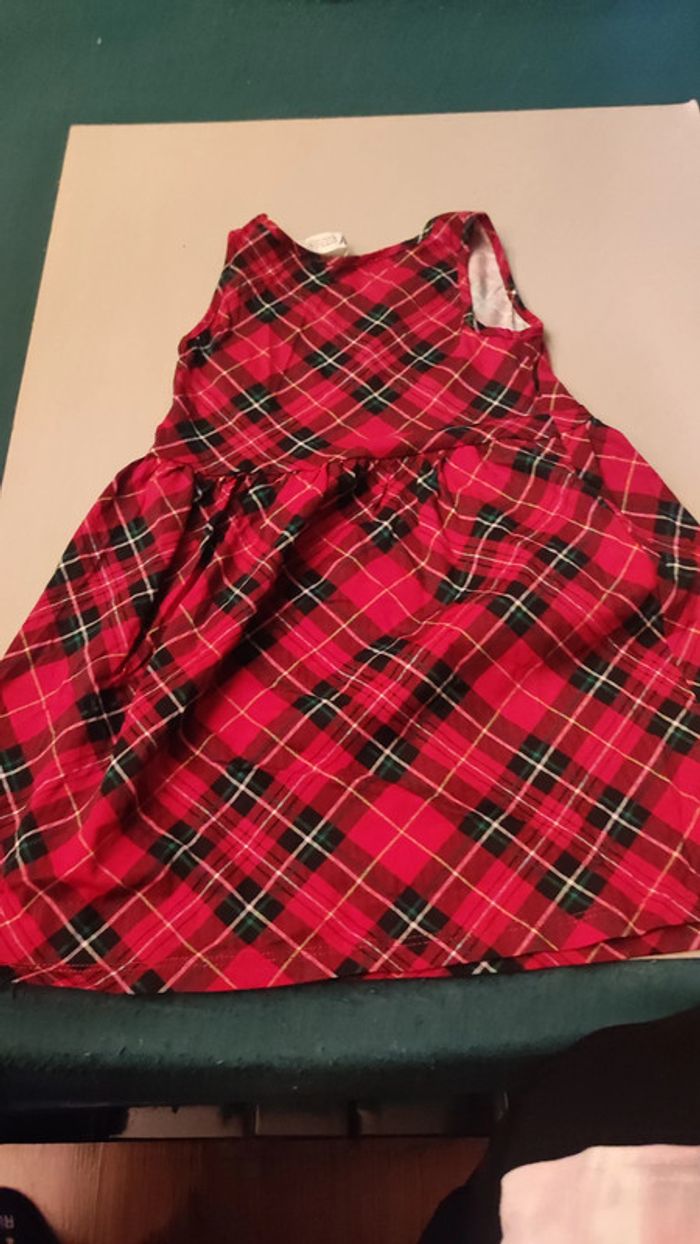 robe 2-3 ans - photo numéro 2