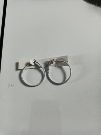 Boucle créole blanche