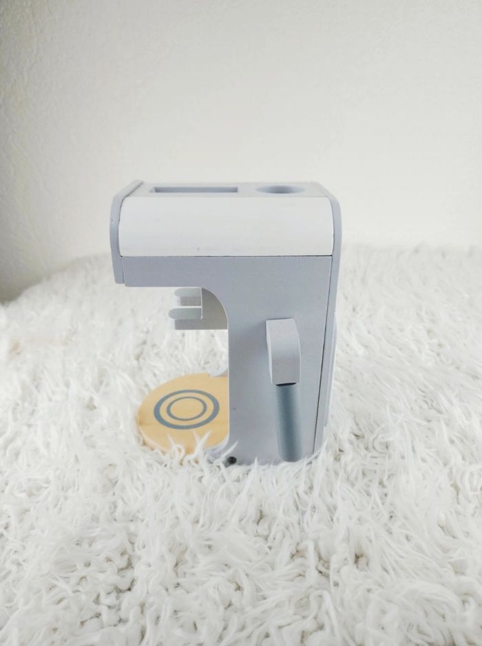 Machine à café en bois avec ces accessoires marque JouéClub 🎅 - photo numéro 4