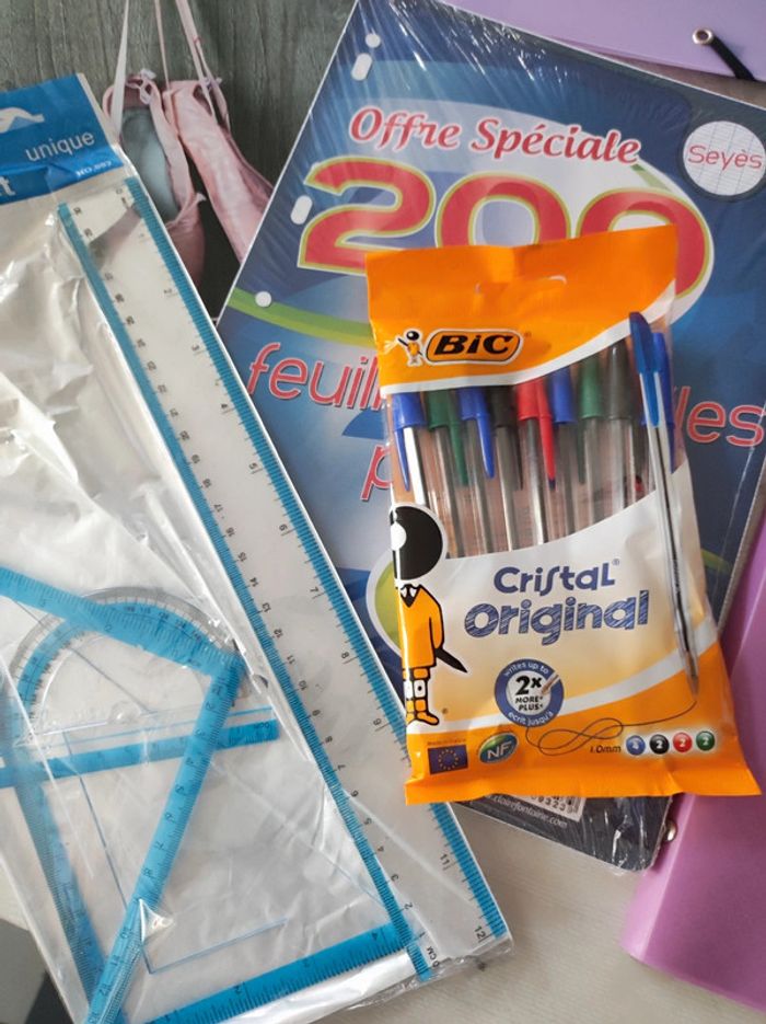 Lot fournitures scolaires - photo numéro 4