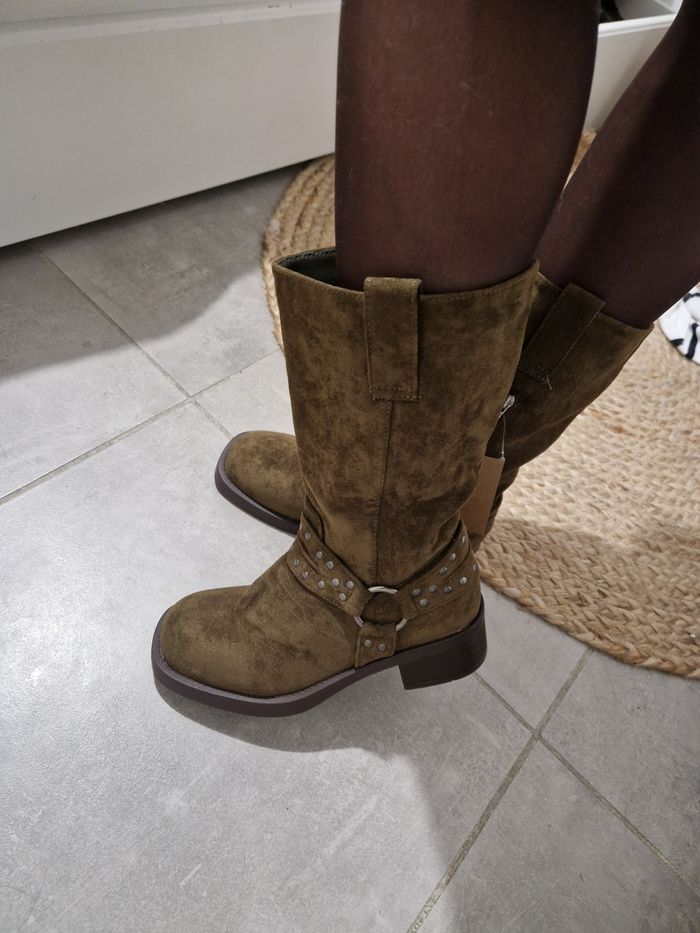 Bottes mi-hautes
