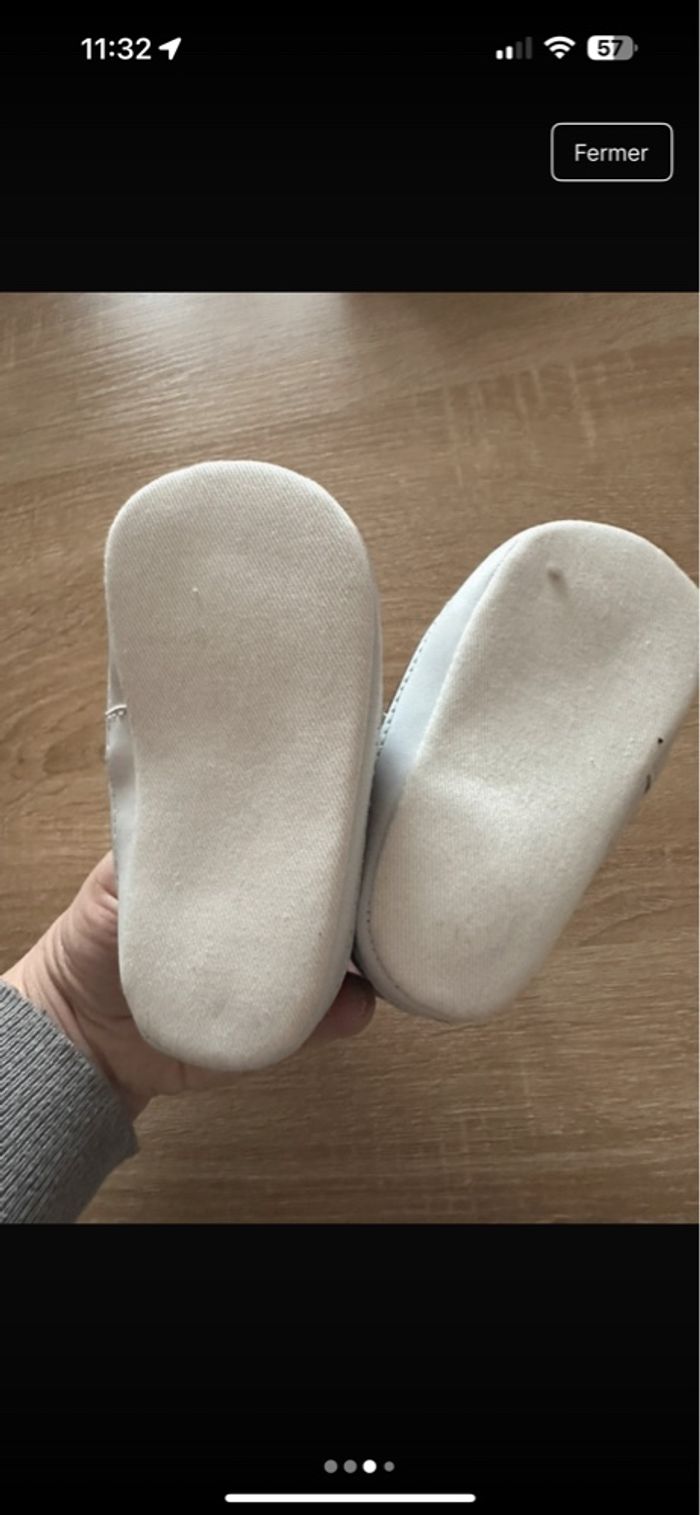 Chaussures bébé 9/12 mois - photo numéro 2
